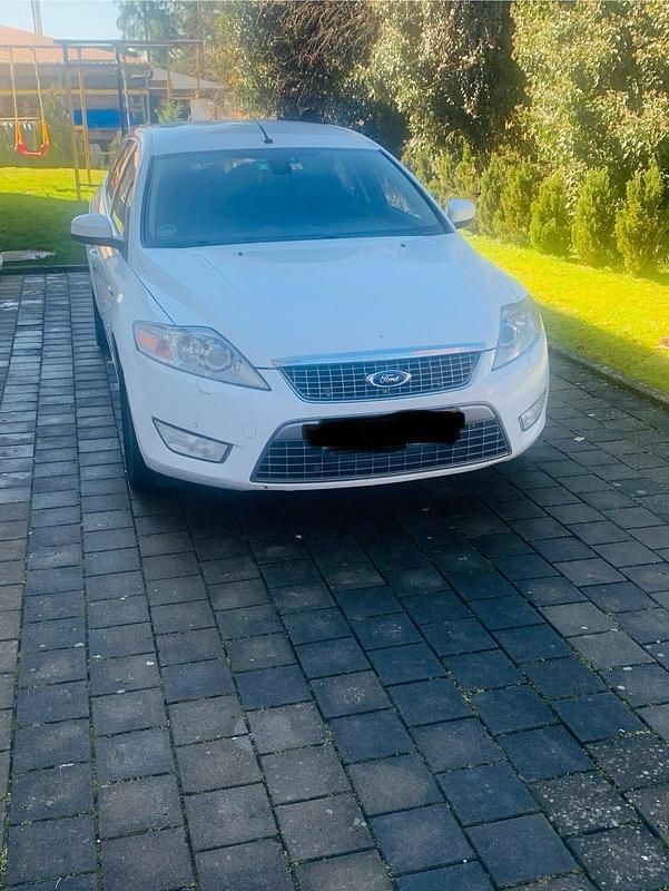 Gebraucht Ford Mondeo Titanium 175 PS (128 kW) 2009 Weiß Kombi