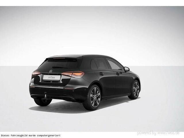 Gebraucht Mercedes A180 Night 136 PS (100 kW) 2024 Unilack nachtschwarz Limousine