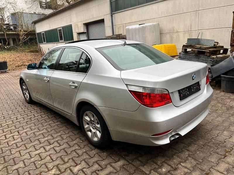 Usata BMW 525 192 CV (141 kW) 2004 Argento Berlina
