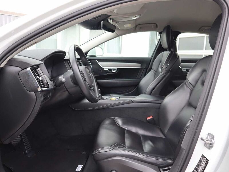 Gebraucht Volvo S90 Inscription 235 PS (172 kW) 2017 Weiß Limousine