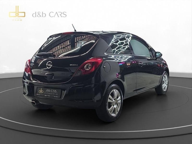Gebraucht Opel Corsa Satellite 69 PS (50 kW) 2011 Schwarz Kleinwagen
