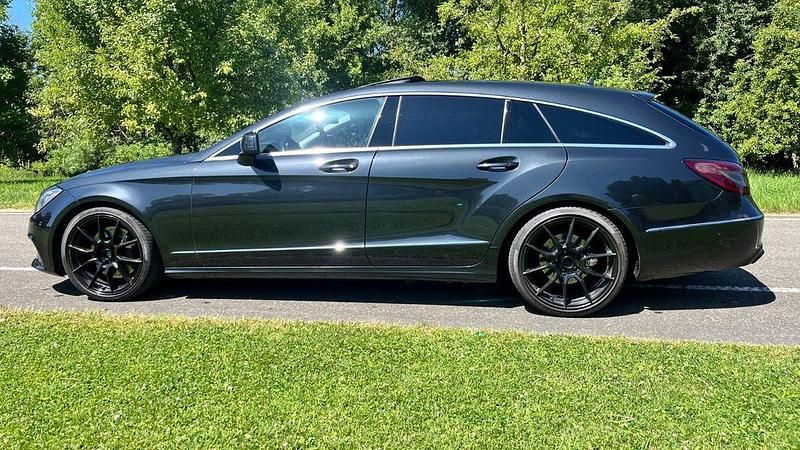 Gebraucht Mercedes CLS350 Shooting Brake 258 PS (189 kW) 2016 Schwarz Kombi