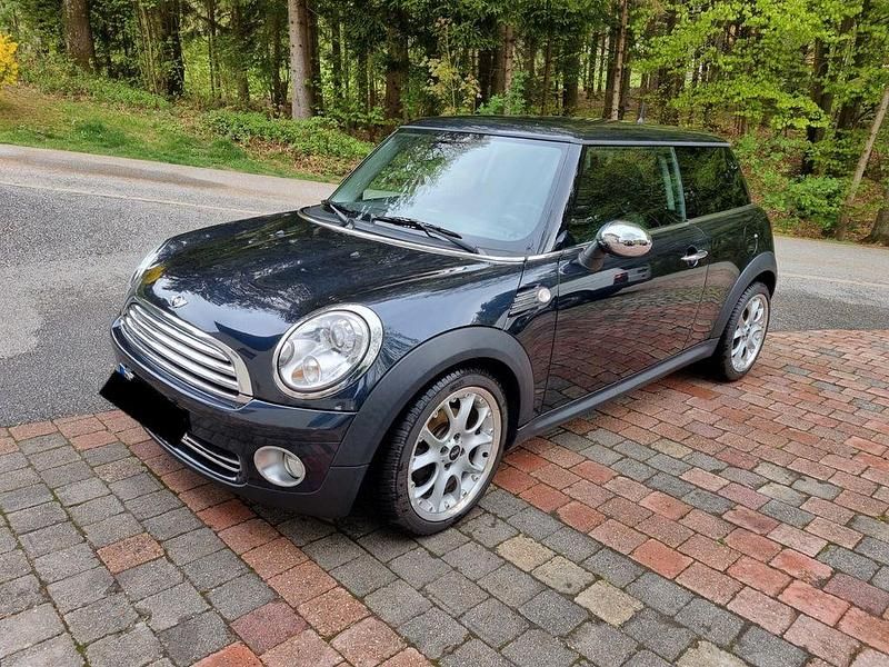 Gebraucht Mini Cooper 120 PS (88 kW) 2008 Schwarz Kleinwagen