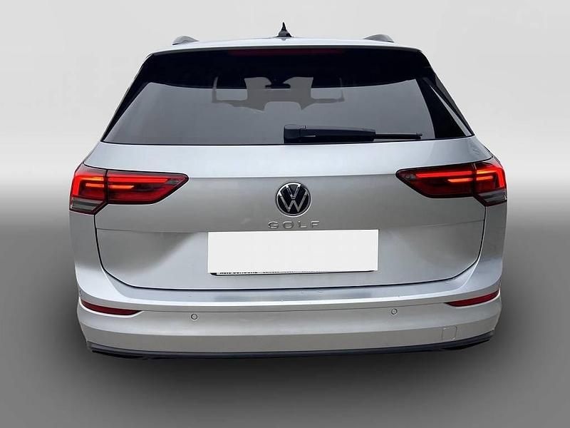 Usata VW Golf VIII Life 150 CV (110 kW) 2022 Argento Station wagon