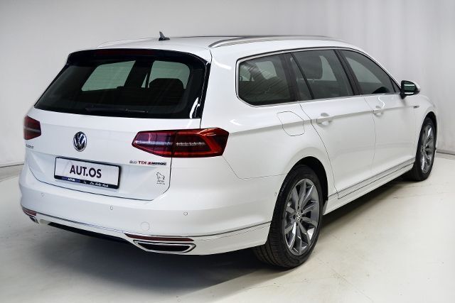 Gebraucht VW Passat Highline 239 PS (175 kW) 2016 Weiß Kombi