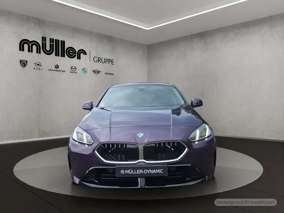 Neu BMW 120 M Sport 170 PS (125 kW) 2026 Thundernight metallic Kleinwagen