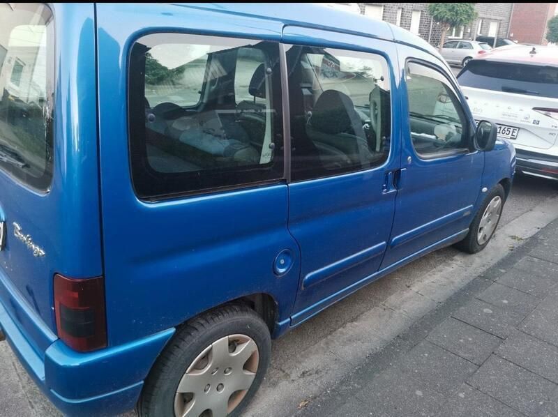 Blau Gebraucht 2006 Citroën Berlingo Van / Kleinbus | 3.500 € - Bild 1/1