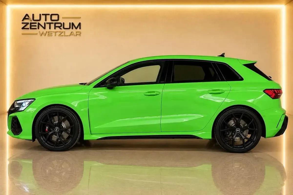 Gebraucht Audi RS3 Sport 400 PS (294 kW) 2026 Grün Limousine