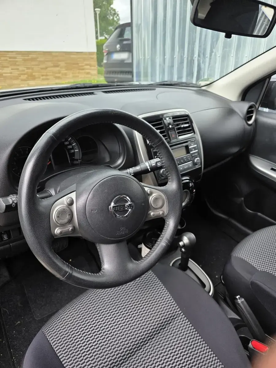 Gebraucht Nissan Micra 2015 Violet Kleinwagen