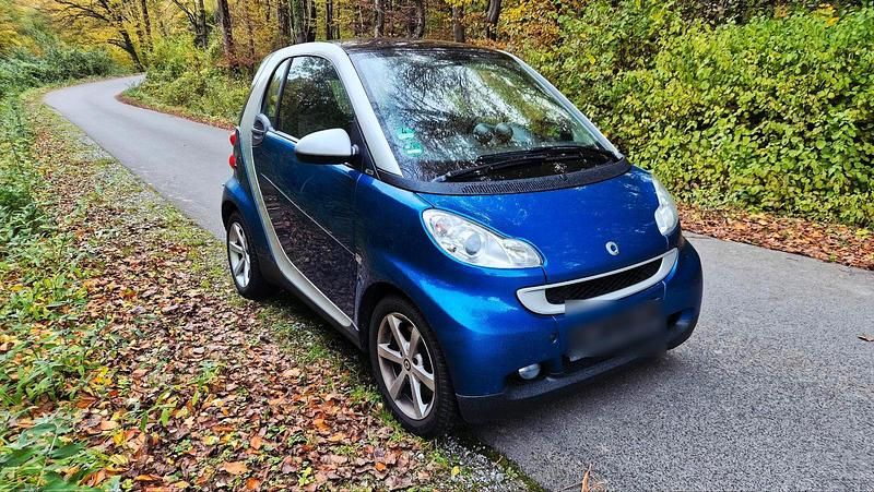 Andere farben Gebraucht 2009 Smart ForTwo Coupé Kleinwagen | 3.500 € (Guter Preis) - Bild 1/4