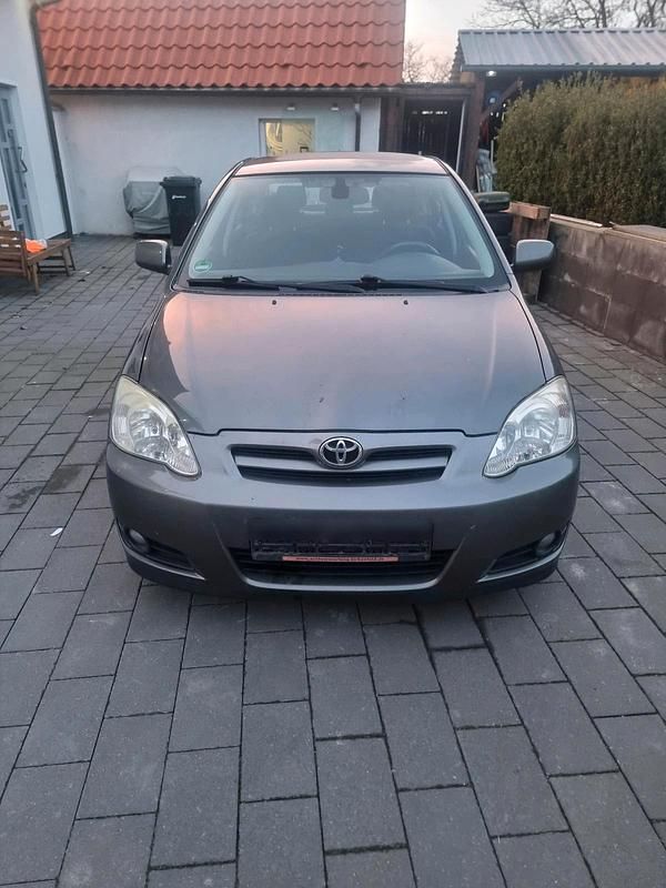 Grau Gebraucht 2005 Toyota Corolla Limousine | 2.800 € (Fairer Preis) - Bild 1/4