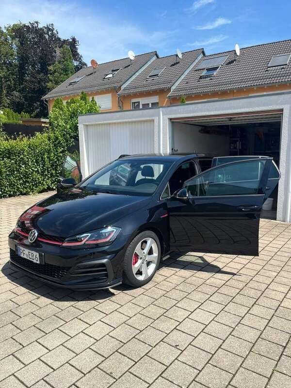 Schwarz Gebraucht 2020 VW Golf VIII GTI Limousine | 23.700 € (Superpreis) - Bild 1/4