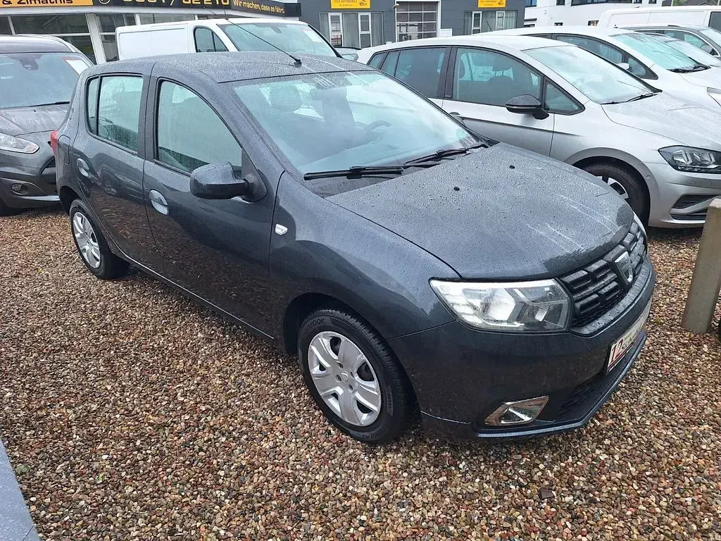 Gebraucht Dacia Sandero Lauréate 90 PS (66 kW) 2017 Grau Limousine
