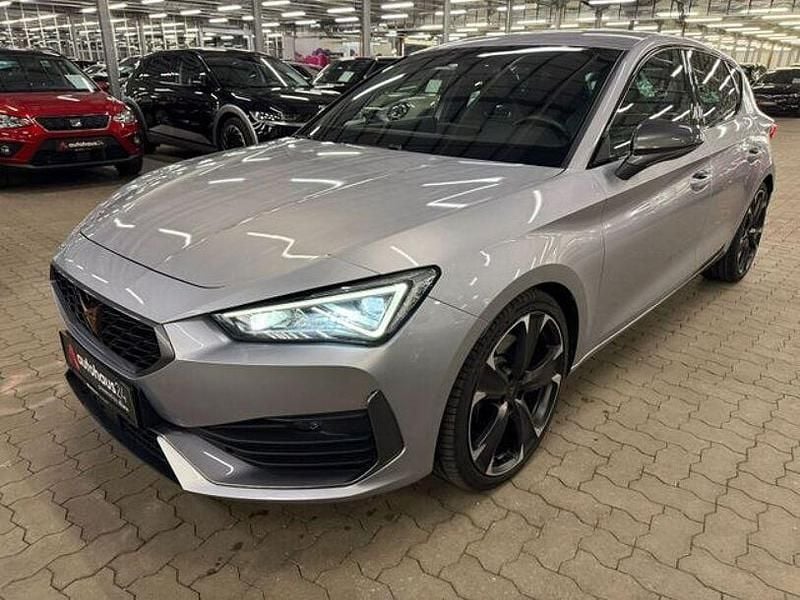 Second-hand Cupra Leon VZ 301 CP (221 kW) 2021 Argintiu Berlinǎ