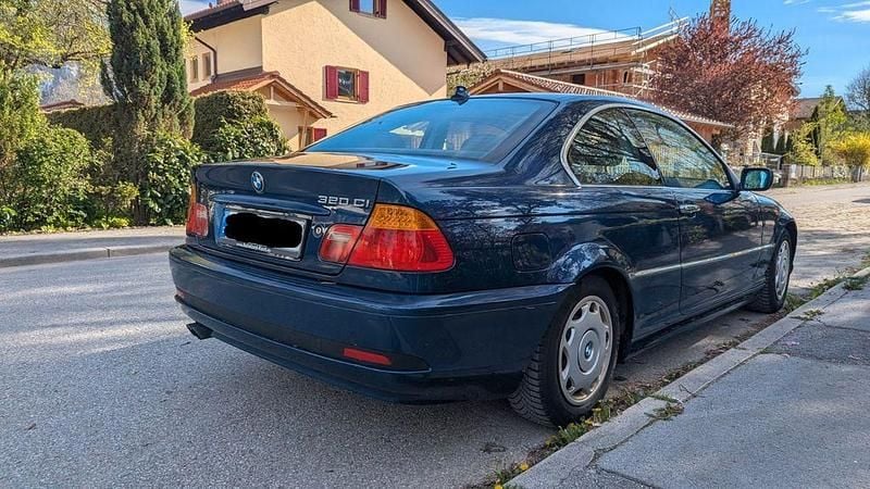 Gebraucht BMW 320 170 PS (125 kW) 2004 Blau Coupé