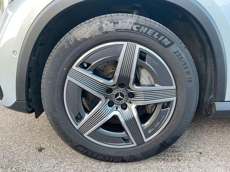 Gebraucht Mercedes GLC300 Premium 258 PS (189 kW) 2024 Silber SUV