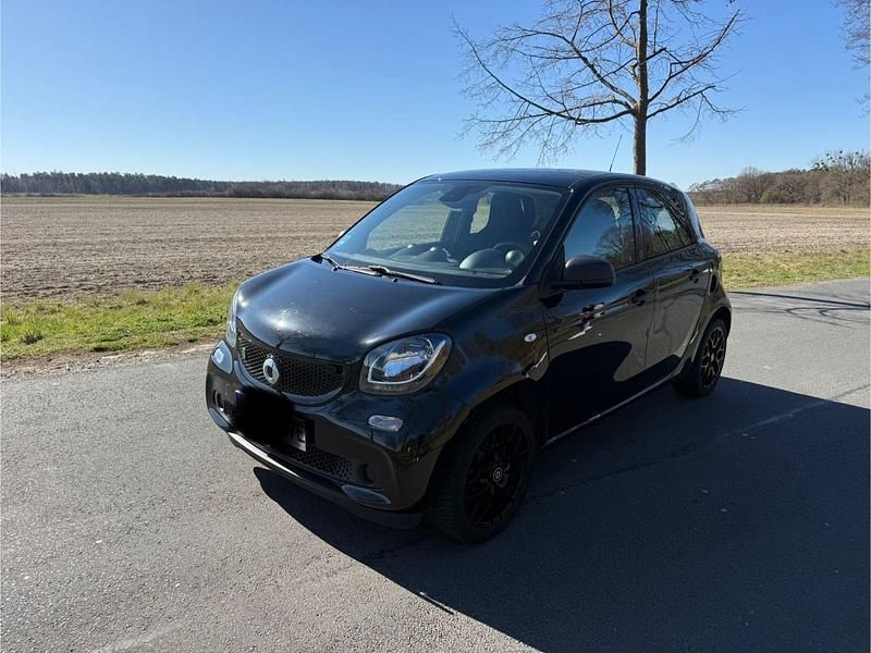 Schwarz Gebraucht 2019 Smart ForFour Electric Drive Kleinwagen | 8.390 € (Guter Preis) - Bild 1/4