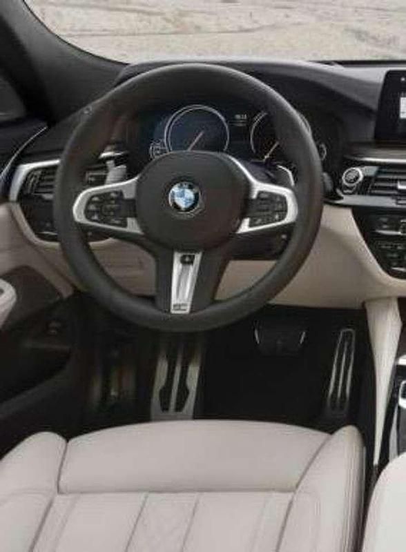 Gebraucht BMW 640 M Sport 320 PS (235 kW) 2017 Weiß Coupé