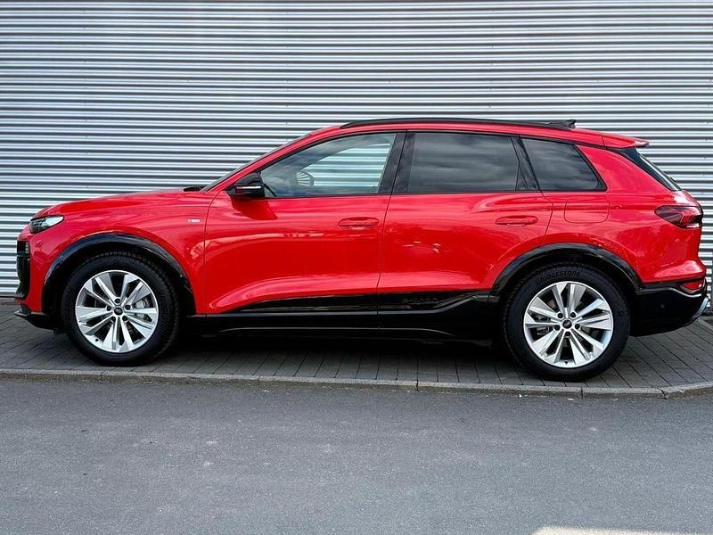 Gebraucht Audi Q6 e-tron S-Line 225 kW (306 PS) 2025 Rot SUV