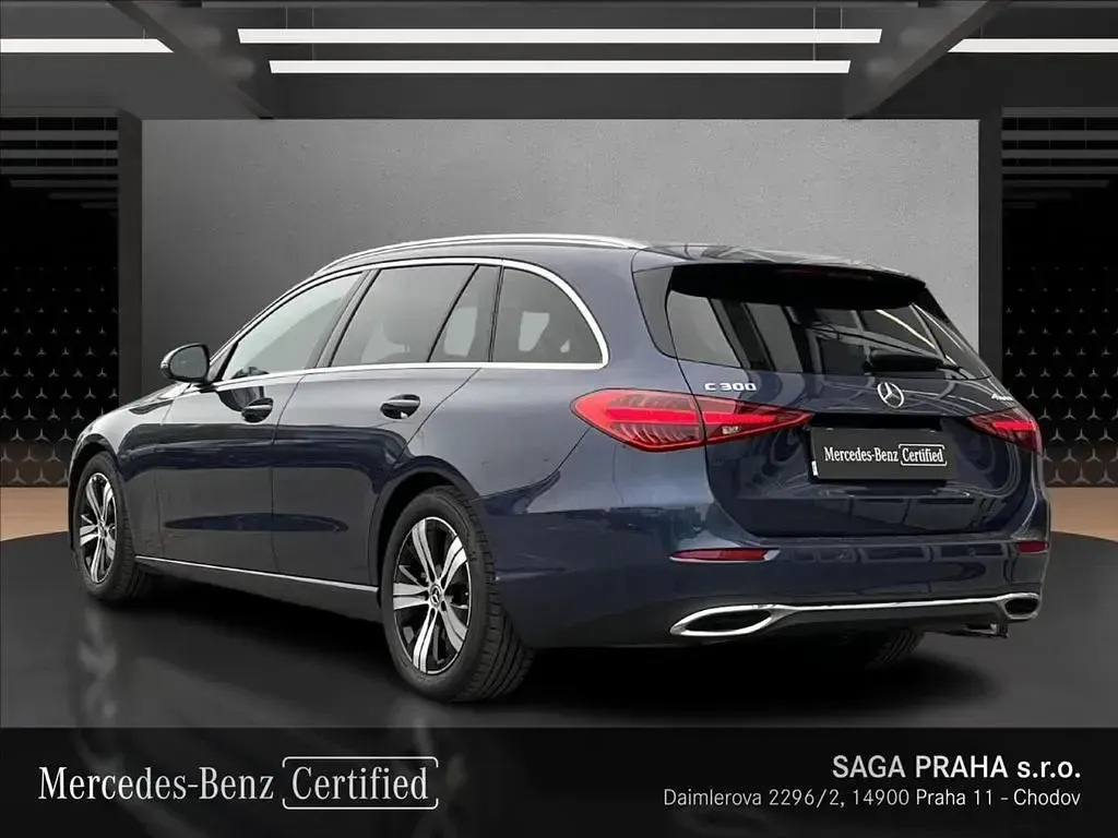 Gebraucht Mercedes C300 258 PS (189 kW) 2023 Blau Kombi