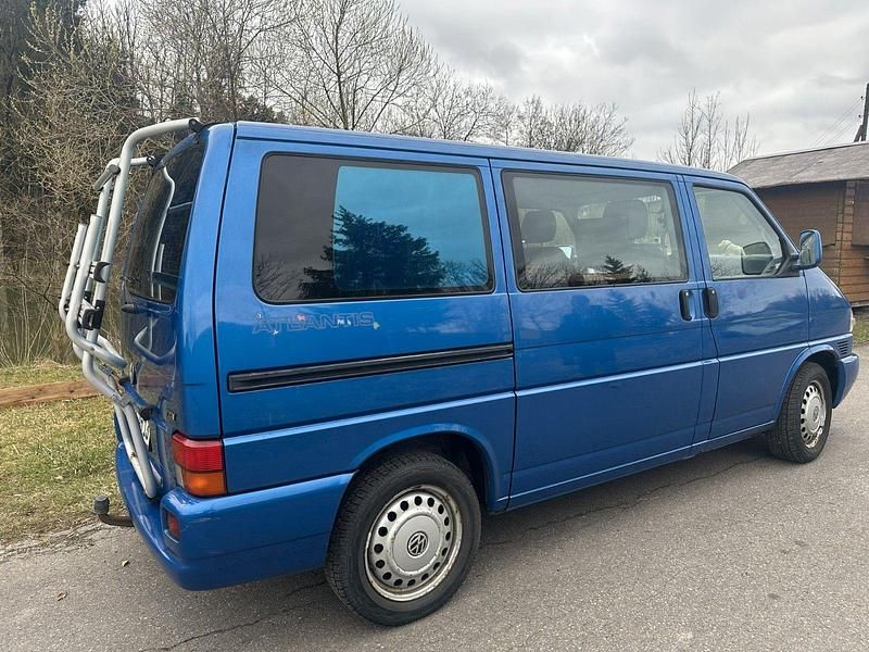 Second-hand VW T4 150 CP (110 kW) 2002 Albastru Van