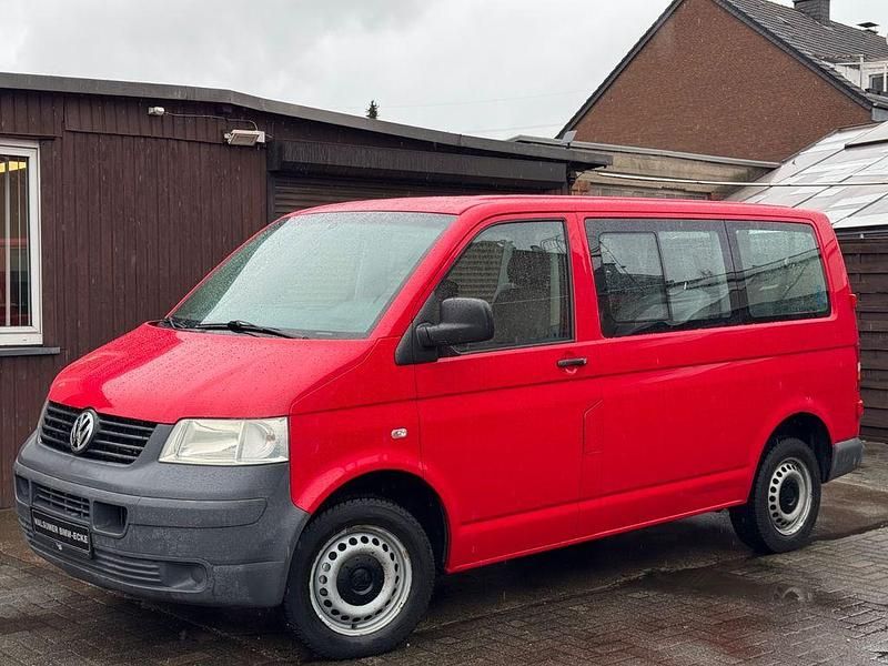 Gebraucht VW T5 131 PS (96 kW) 2008 Rot Van