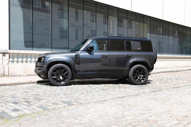 Gebraucht Land Rover Defender 525 PS (386 kW) 2023 Grau SUV