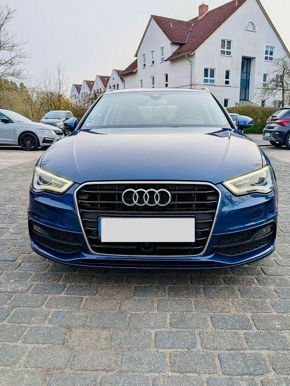 Gebraucht Audi A3 S-Line 150 PS (110 kW) 2015 Blau Limousine