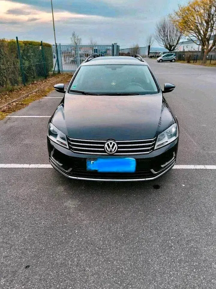 Używany VW Passat 140 KM (102 kW) 2013 Czarny Kombi