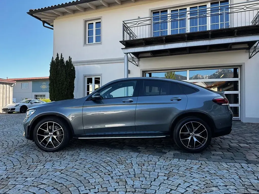 Gebraucht Mercedes GLC400d AMG 330 PS (242 kW) 2021 Grau SUV