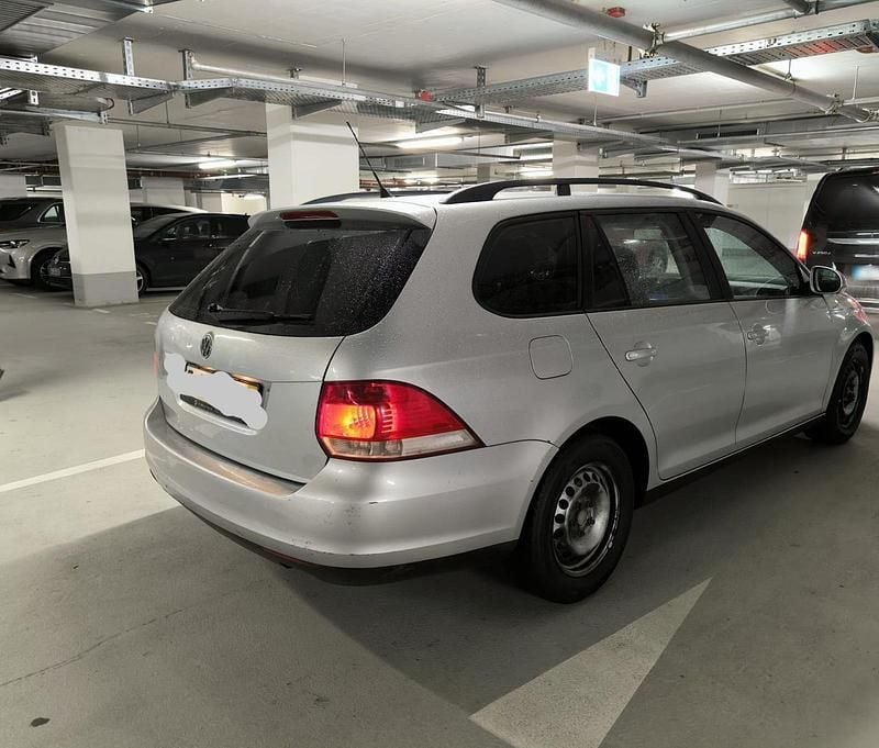 Gebraucht VW Golf V 105 PS (77 kW) 2008 Silber Kombi