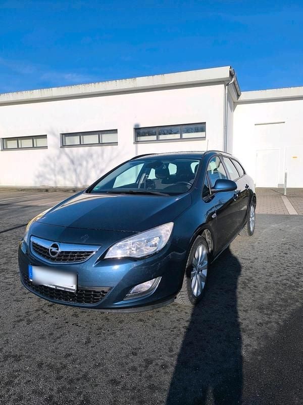Blau Gebraucht 2010 Opel Astra Kombi | 2.300 € (Superpreis) - Bild 1/4