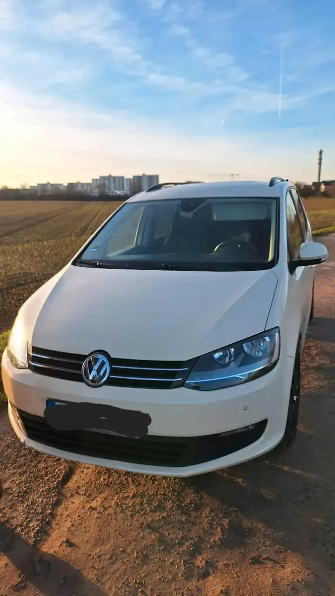 Gebraucht VW Sharan 150 PS (110 kW) 2019 Gelb Van / Kleinbus