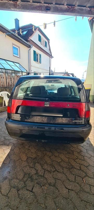 Gebraucht Seat Cordoba 75 PS (55 kW) 2003 Limousine