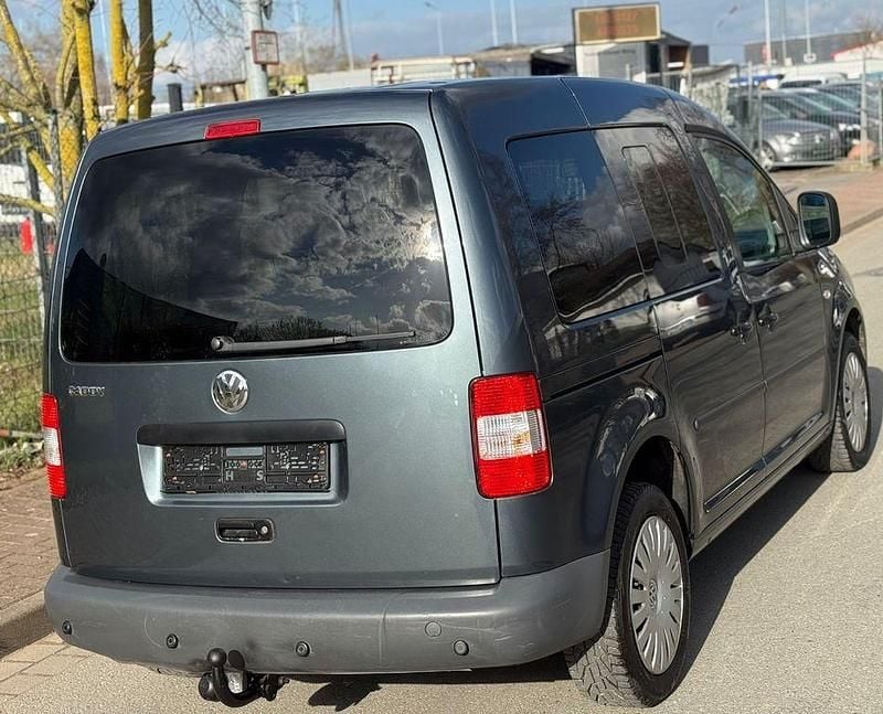 Gebraucht VW Caddy Style 102 PS (75 kW) 2010 Grau Van / Kleinbus