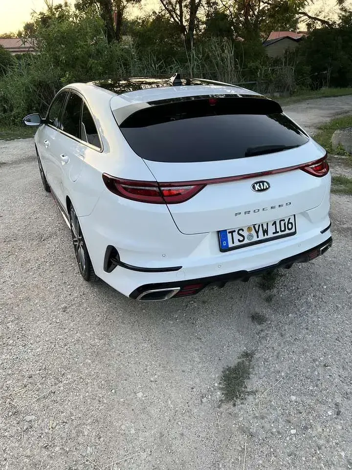 Gebraucht Kia ProCeed GT 204 PS (150 kW) 2019 Weiß Kombi
