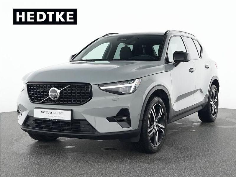 Grau Gebraucht 2025 Volvo XC40 Plus SUV | 36.880 € (Fairer Preis) - Bild 1/4
