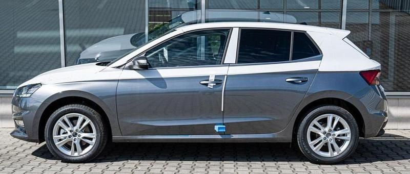 Neu Skoda Fabia 116 PS (85 kW) 2025 Grau Limousine