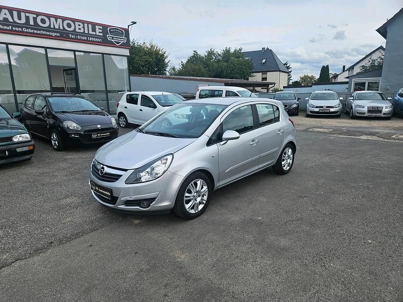 Silber Gebraucht 2009 Opel Corsa Innovation Kleinwagen | 6.990 € (Teuer) - Bild 1/4