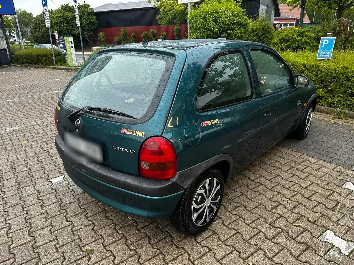 Używany Opel Corsa 45 KM (33 kW) 1997 Zielony Hatchback