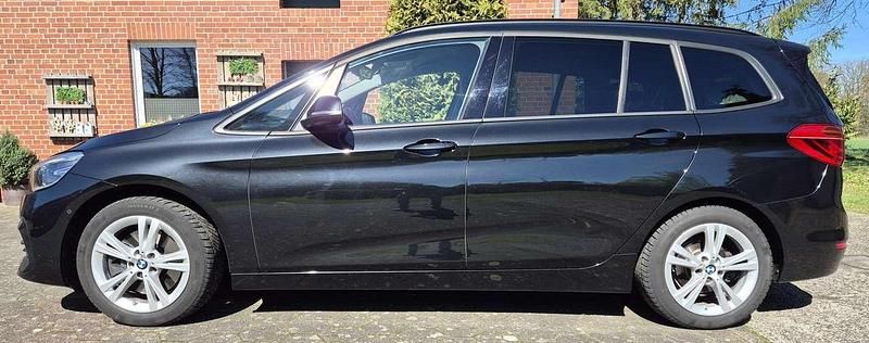 Gebraucht BMW 218 Advantage 150 PS (110 kW) 2020 Schwarz Van / Kleinbus