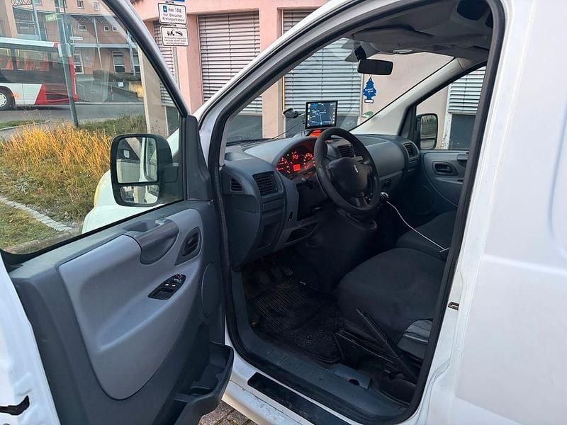 Gebraucht Peugeot Expert 120 PS (88 kW) 2011 Weiß Van
