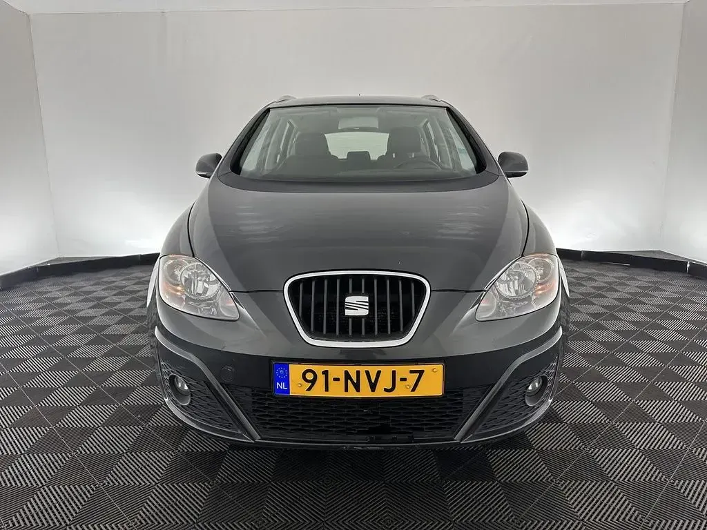 Gebraucht Seat Altea XL Comfort 105 PS (77 kW) 2010 Grau Van / Kleinbus
