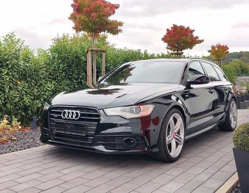 Schwarz Gebraucht 2014 Audi A6 Ambiente Kombi | 18.990 € (Teuer) - Bild 1/4