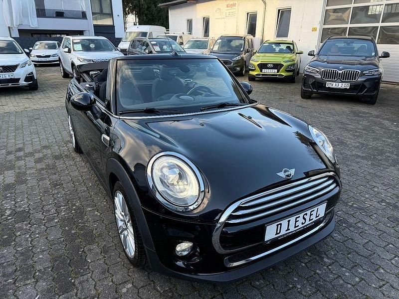 Gebraucht Mini Cooper D Cabriolet 116 PS (85 kW) 2017 Schwarz Cabrio