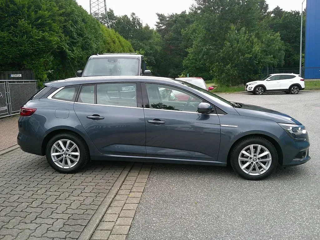 Gebraucht Renault Mégane Intens 132 PS (97 kW) 2016 Blau Limousine