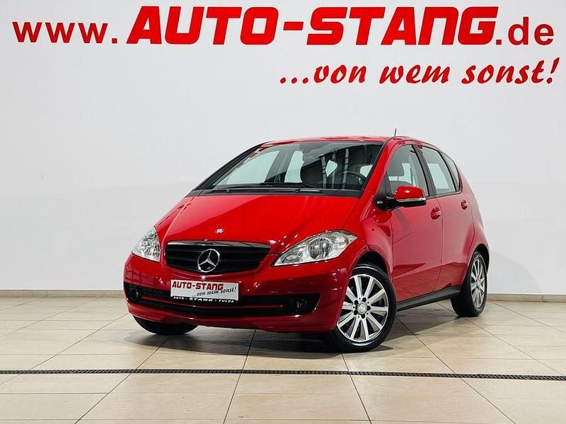 Rot Gebraucht 2012 Mercedes A160 Limousine | 6.750 € (Fairer Preis) - Bild 1/4