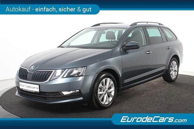 Schwarz Gebraucht 2020 Skoda Octavia Kombi | 15.800 € (Guter Preis) - Bild 1/4