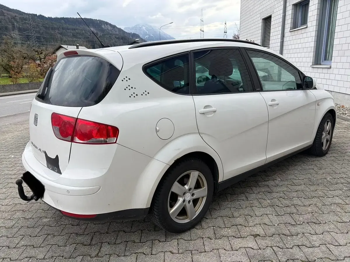 Gebraucht Seat Altea XL 140 PS (102 kW) 2014 Weiß Van / Kleinbus