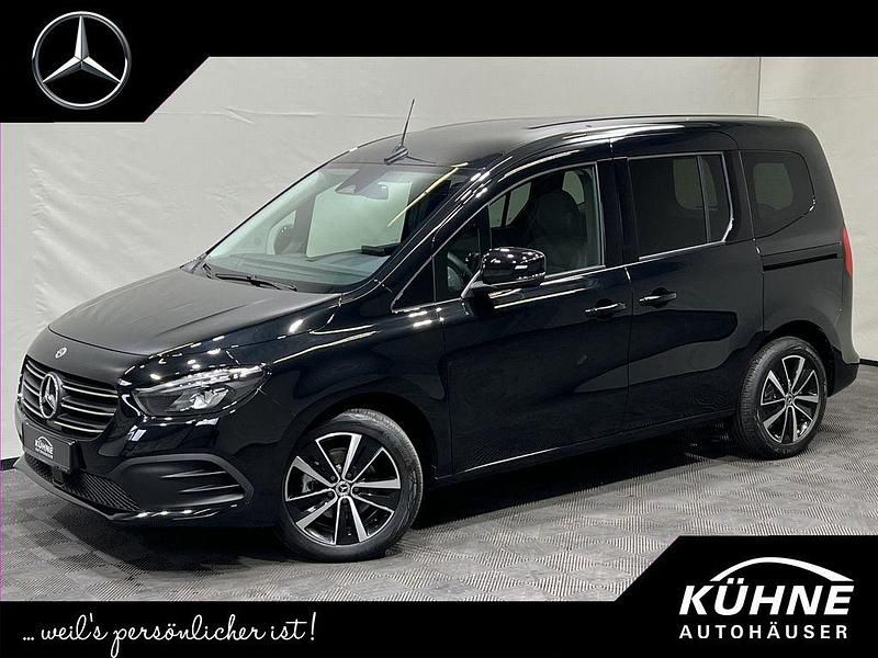 Schwarz Neu 2025 Mercedes 180 Progressive Limousine | 31.950 € (Guter Preis) - Bild 1/4